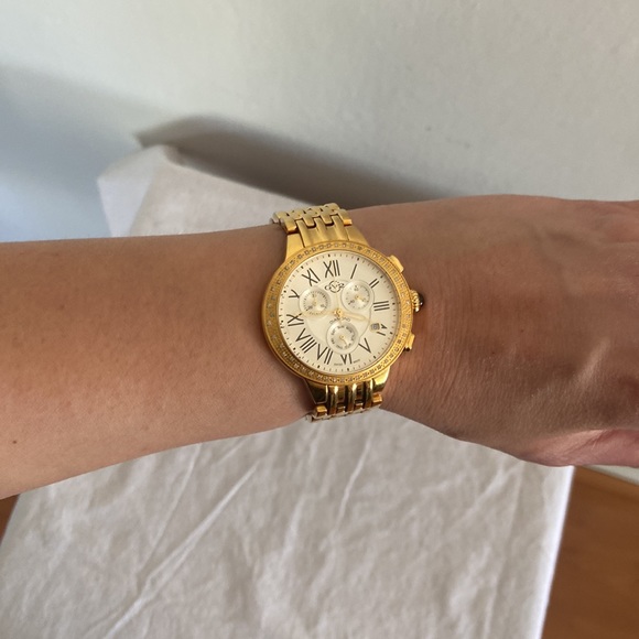 GV2 by Gevril Astor Chronograph Womens Diamond Swiss Quartz Gold Watch - Picture 8 of 15